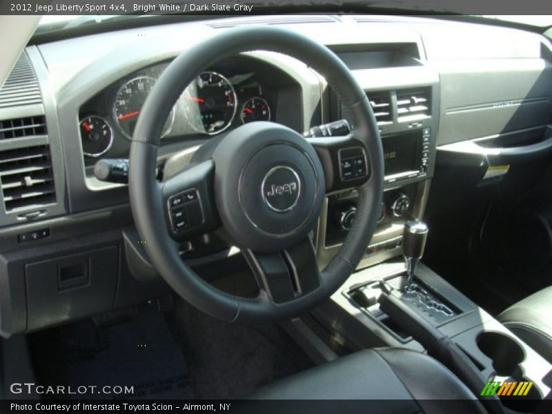 Bright White / Dark Slate Gray 2012 Jeep Liberty Sport 4x4