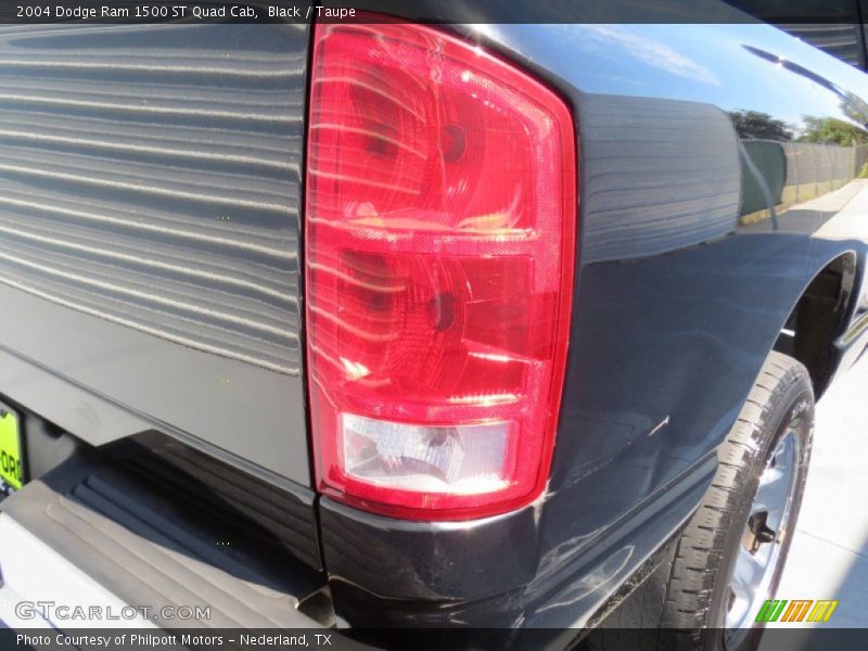 Black / Taupe 2004 Dodge Ram 1500 ST Quad Cab