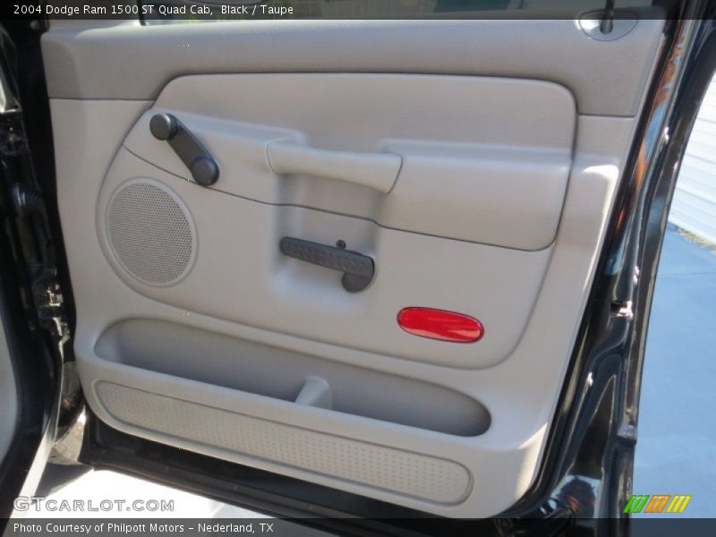 Black / Taupe 2004 Dodge Ram 1500 ST Quad Cab