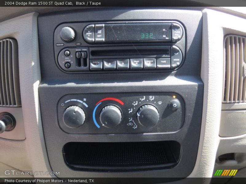 Black / Taupe 2004 Dodge Ram 1500 ST Quad Cab