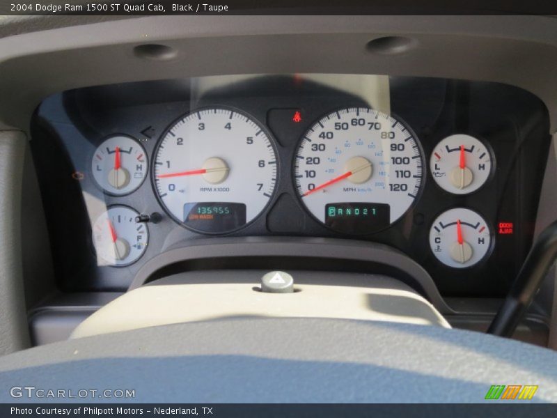 Black / Taupe 2004 Dodge Ram 1500 ST Quad Cab