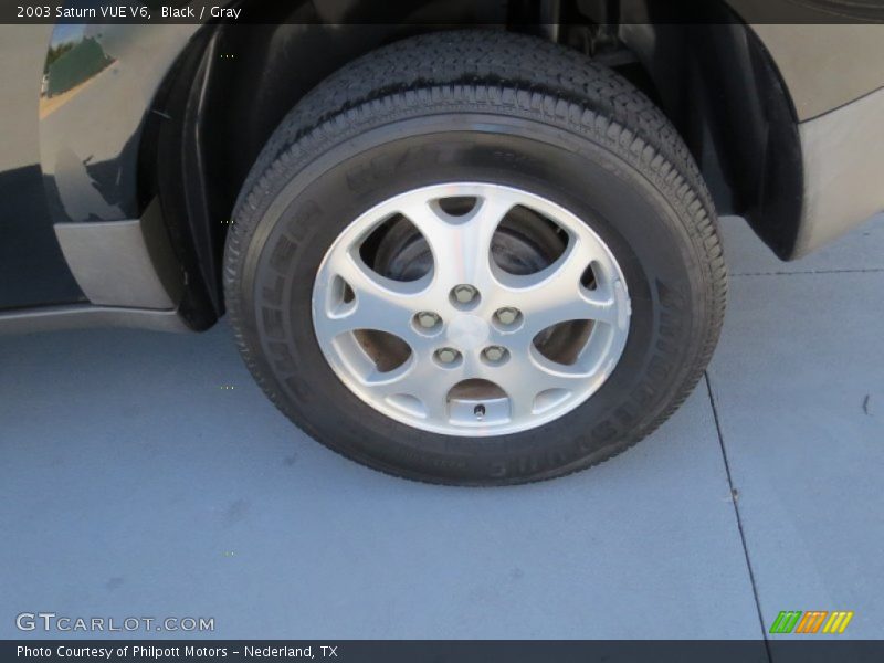 Black / Gray 2003 Saturn VUE V6