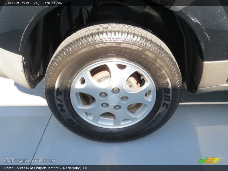 Black / Gray 2003 Saturn VUE V6