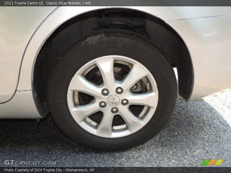 Classic Silver Metallic / Ash 2011 Toyota Camry LE