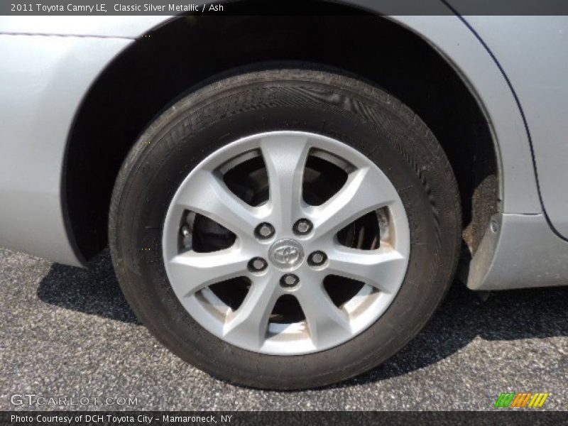 Classic Silver Metallic / Ash 2011 Toyota Camry LE