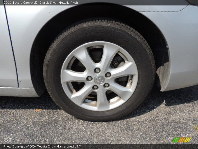 Classic Silver Metallic / Ash 2011 Toyota Camry LE