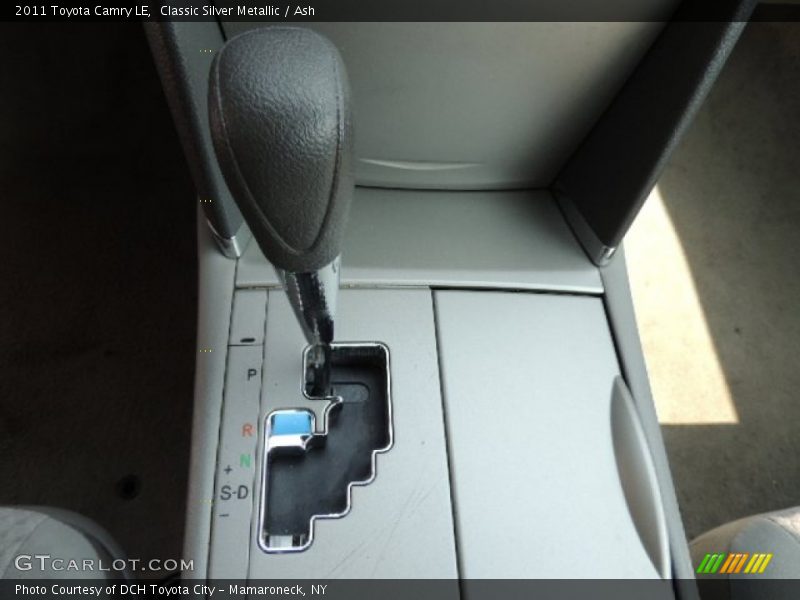 Classic Silver Metallic / Ash 2011 Toyota Camry LE
