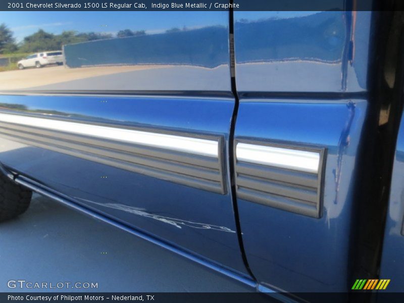 Indigo Blue Metallic / Graphite 2001 Chevrolet Silverado 1500 LS Regular Cab