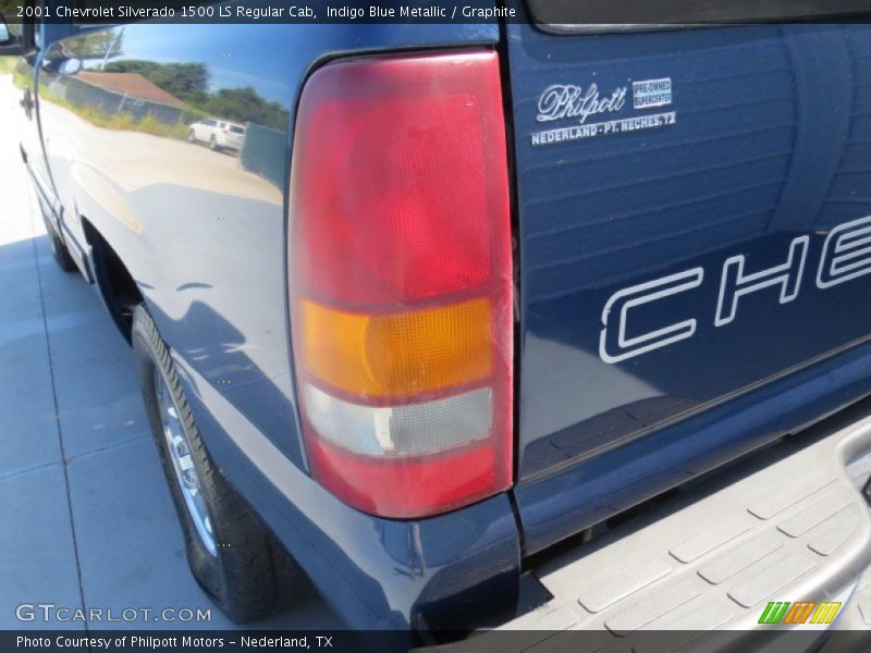 Indigo Blue Metallic / Graphite 2001 Chevrolet Silverado 1500 LS Regular Cab
