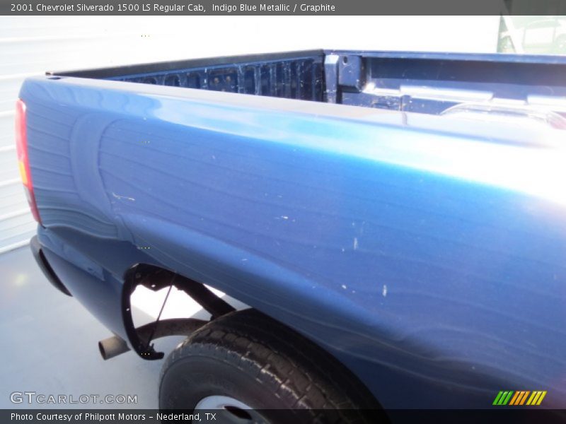 Indigo Blue Metallic / Graphite 2001 Chevrolet Silverado 1500 LS Regular Cab