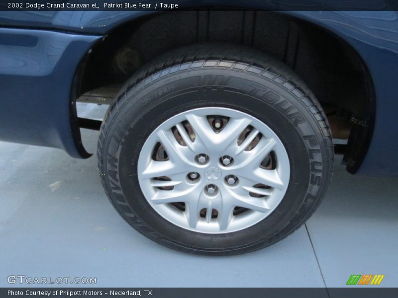 Patriot Blue Pearl / Taupe 2002 Dodge Grand Caravan eL