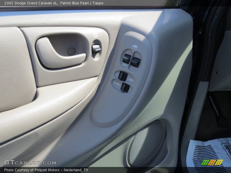 Patriot Blue Pearl / Taupe 2002 Dodge Grand Caravan eL