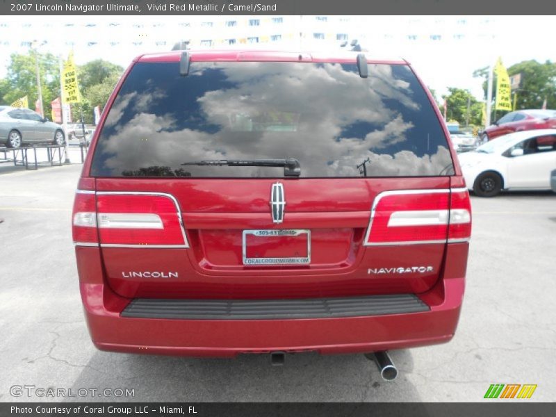 Vivid Red Metallic / Camel/Sand 2007 Lincoln Navigator Ultimate