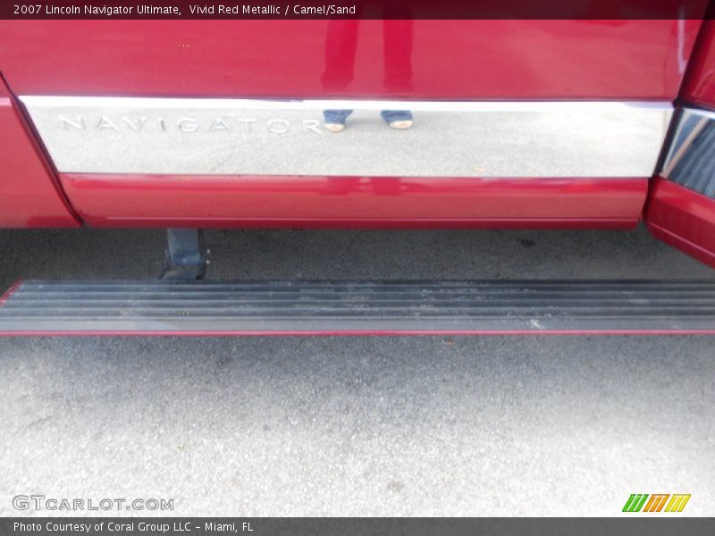 Vivid Red Metallic / Camel/Sand 2007 Lincoln Navigator Ultimate