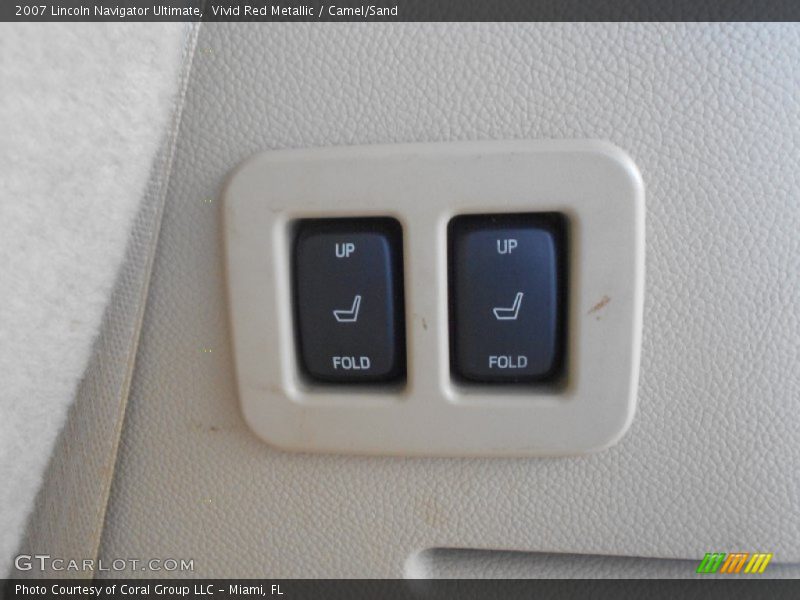 Vivid Red Metallic / Camel/Sand 2007 Lincoln Navigator Ultimate
