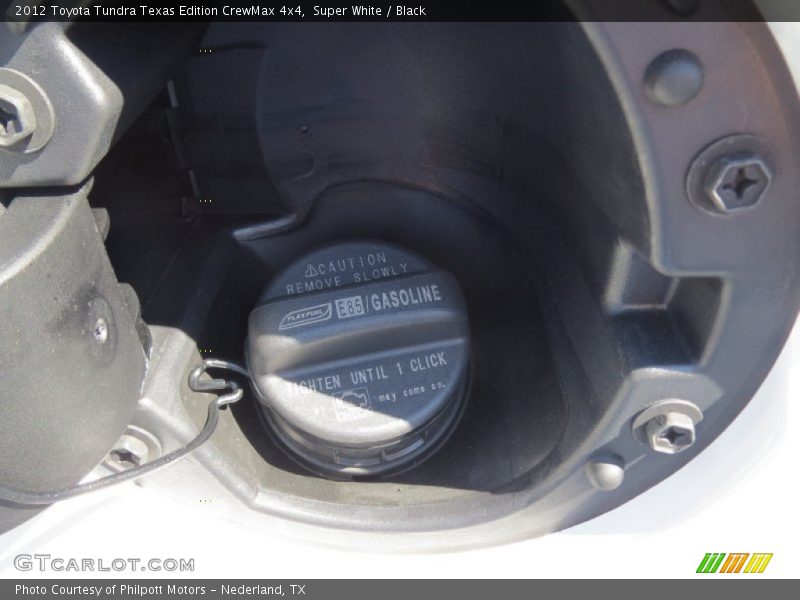 Super White / Black 2012 Toyota Tundra Texas Edition CrewMax 4x4