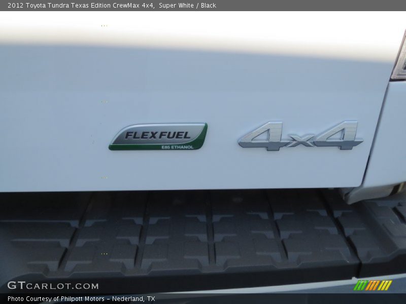 Super White / Black 2012 Toyota Tundra Texas Edition CrewMax 4x4