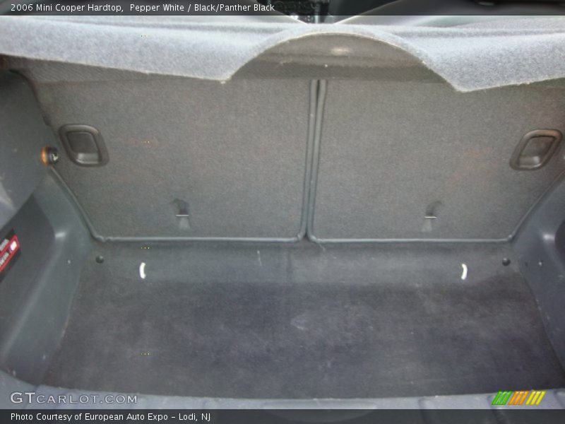 Pepper White / Black/Panther Black 2006 Mini Cooper Hardtop