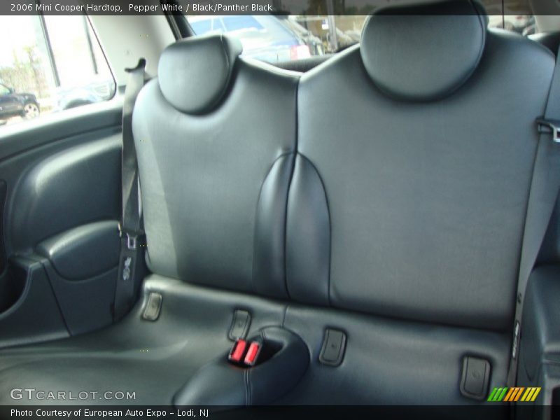 Pepper White / Black/Panther Black 2006 Mini Cooper Hardtop
