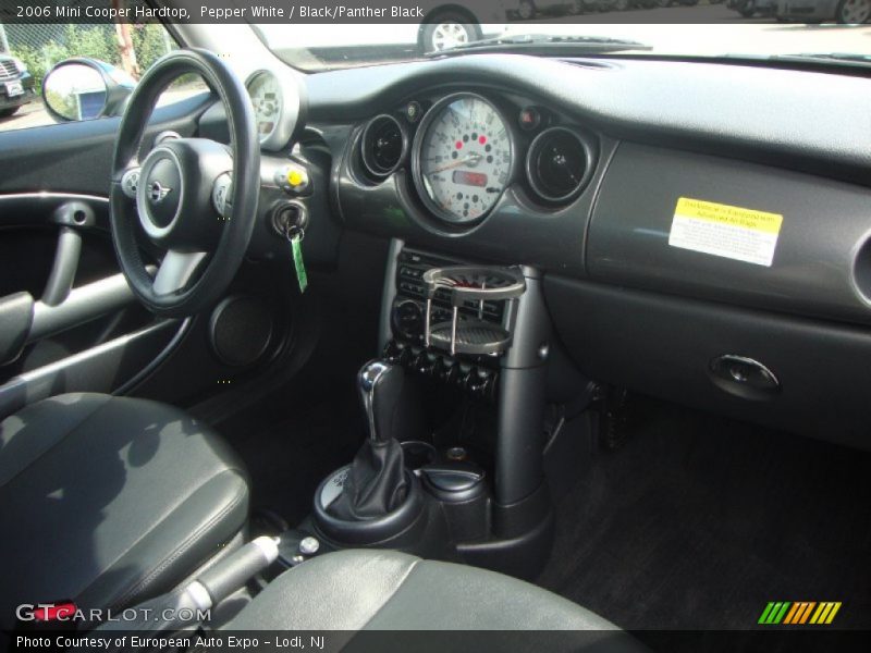 Pepper White / Black/Panther Black 2006 Mini Cooper Hardtop