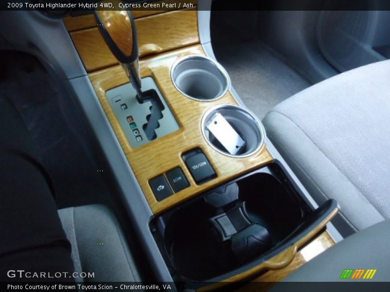 Cypress Green Pearl / Ash 2009 Toyota Highlander Hybrid 4WD