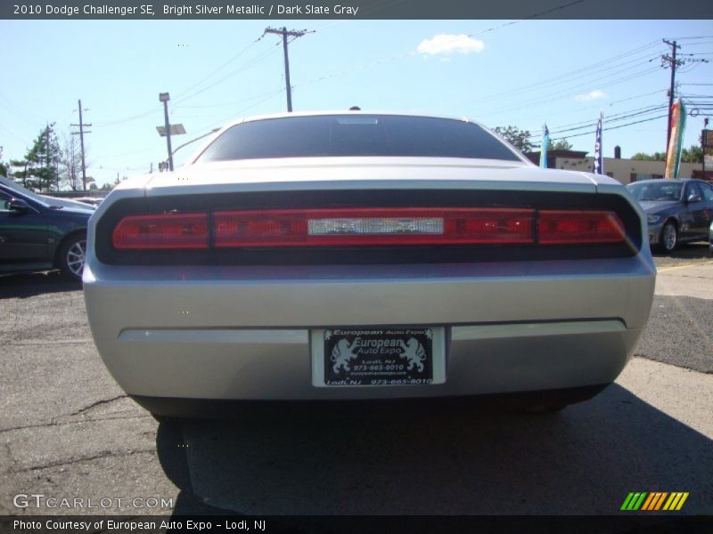 Bright Silver Metallic / Dark Slate Gray 2010 Dodge Challenger SE