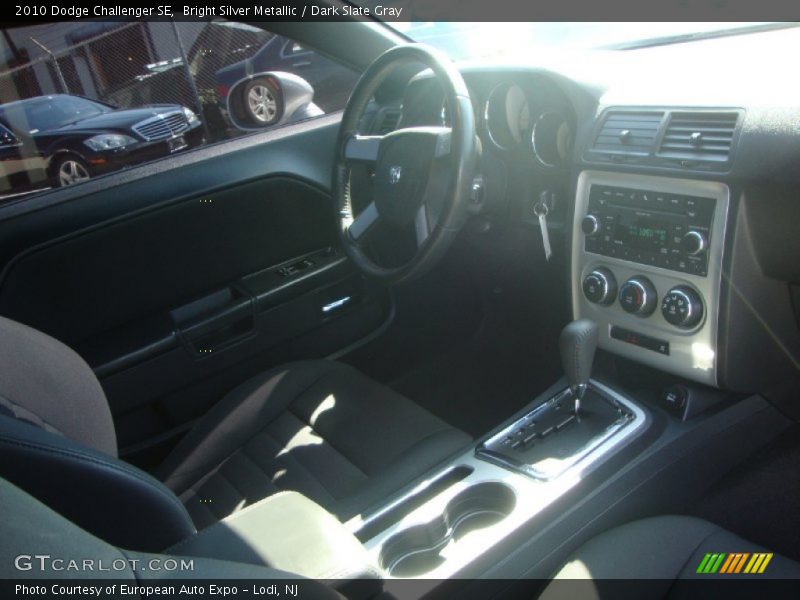 Bright Silver Metallic / Dark Slate Gray 2010 Dodge Challenger SE