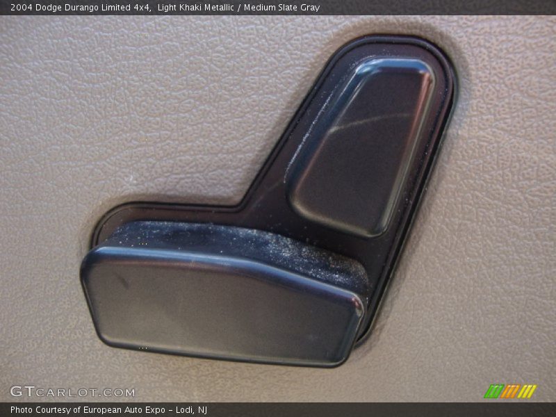 Light Khaki Metallic / Medium Slate Gray 2004 Dodge Durango Limited 4x4