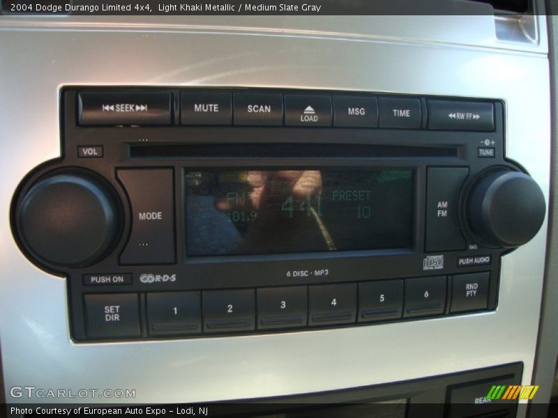 Light Khaki Metallic / Medium Slate Gray 2004 Dodge Durango Limited 4x4