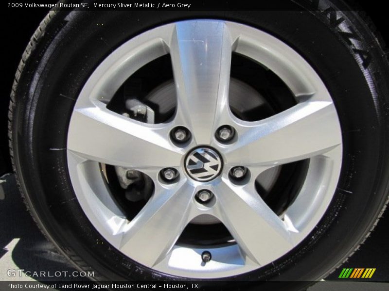 Mercury Sliver Metallic / Aero Grey 2009 Volkswagen Routan SE