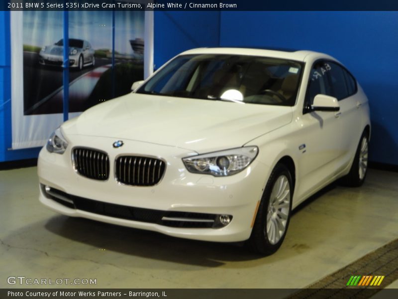 Alpine White / Cinnamon Brown 2011 BMW 5 Series 535i xDrive Gran Turismo