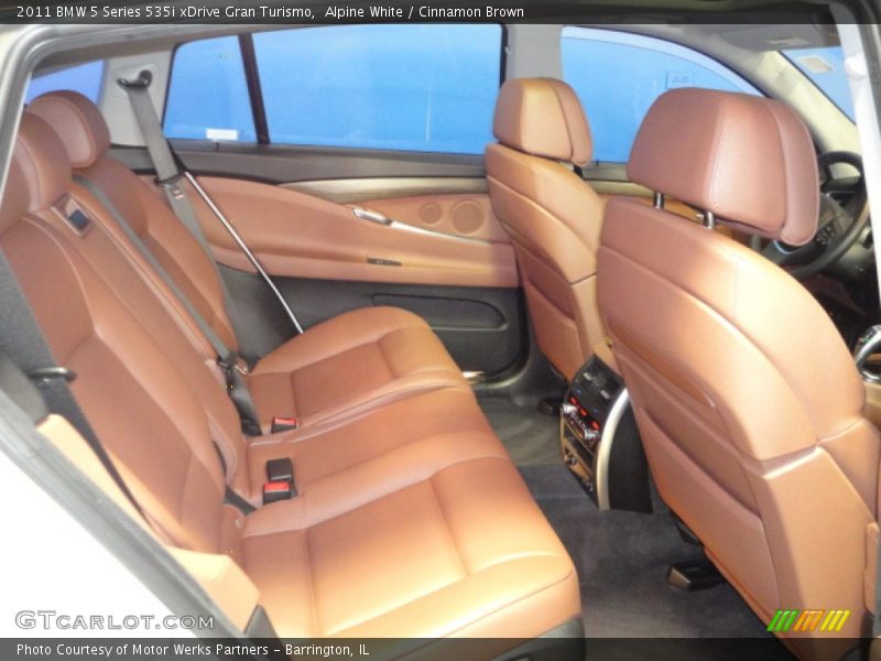 Alpine White / Cinnamon Brown 2011 BMW 5 Series 535i xDrive Gran Turismo