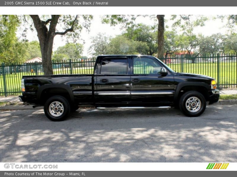 Onyx Black / Neutral 2005 GMC Sierra 1500 SLE Crew Cab