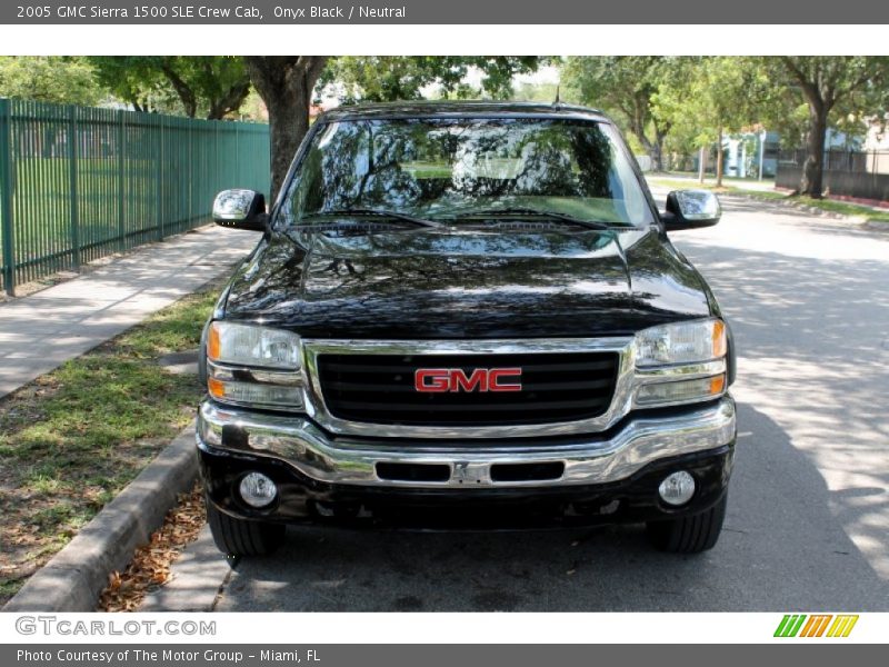 Onyx Black / Neutral 2005 GMC Sierra 1500 SLE Crew Cab