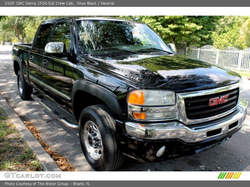 Onyx Black / Neutral 2005 GMC Sierra 1500 SLE Crew Cab