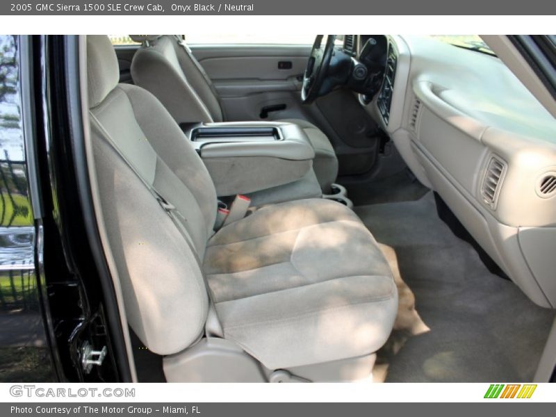 Onyx Black / Neutral 2005 GMC Sierra 1500 SLE Crew Cab