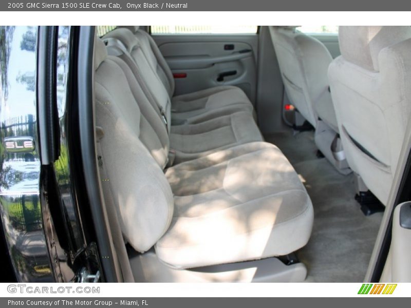 Onyx Black / Neutral 2005 GMC Sierra 1500 SLE Crew Cab