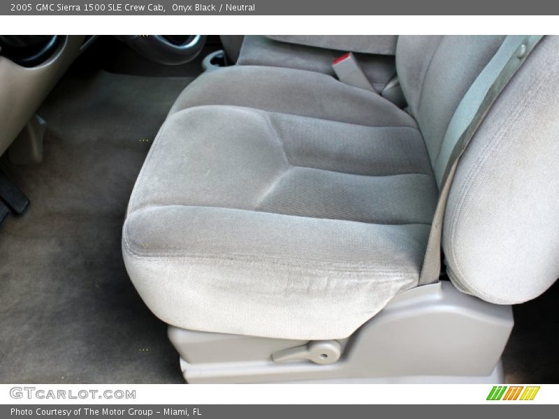 Onyx Black / Neutral 2005 GMC Sierra 1500 SLE Crew Cab