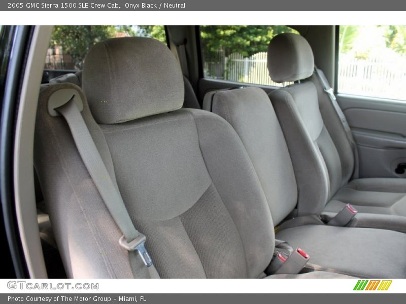 Onyx Black / Neutral 2005 GMC Sierra 1500 SLE Crew Cab