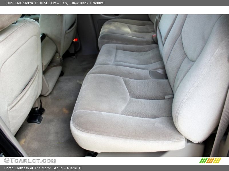 Onyx Black / Neutral 2005 GMC Sierra 1500 SLE Crew Cab