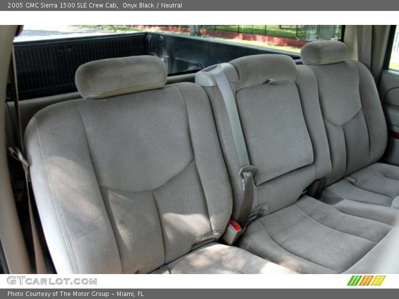 Onyx Black / Neutral 2005 GMC Sierra 1500 SLE Crew Cab