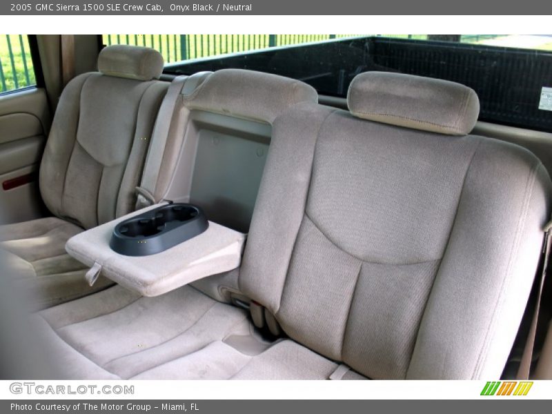 Onyx Black / Neutral 2005 GMC Sierra 1500 SLE Crew Cab
