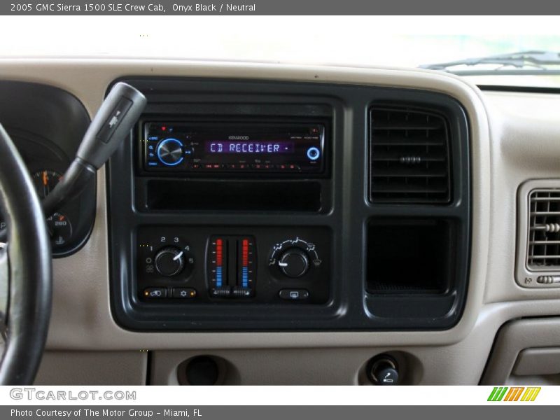 Onyx Black / Neutral 2005 GMC Sierra 1500 SLE Crew Cab