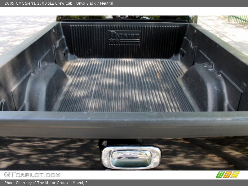 Onyx Black / Neutral 2005 GMC Sierra 1500 SLE Crew Cab