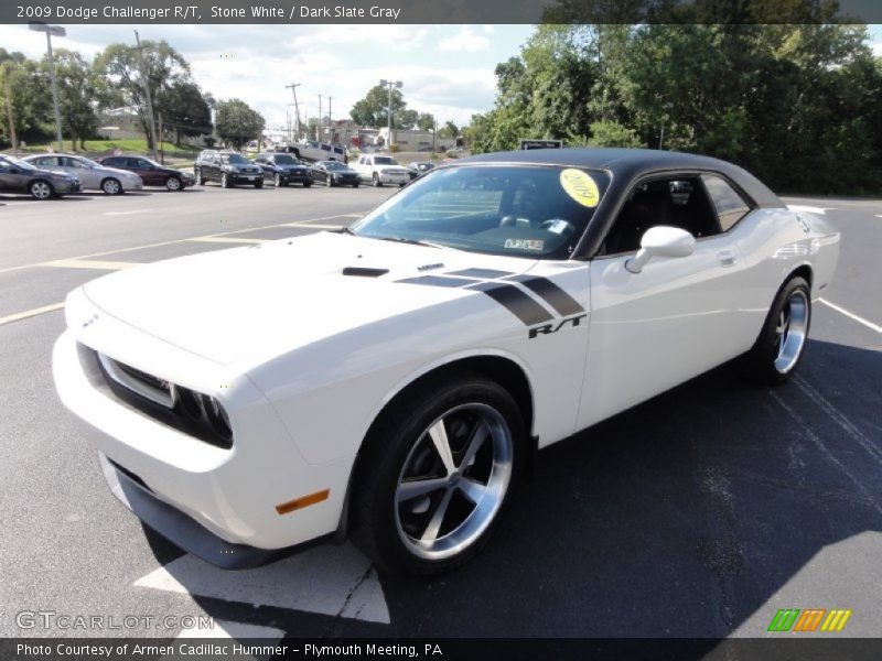 Stone White / Dark Slate Gray 2009 Dodge Challenger R/T