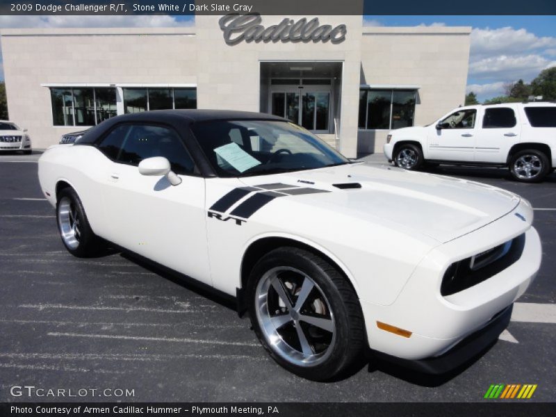 Stone White / Dark Slate Gray 2009 Dodge Challenger R/T