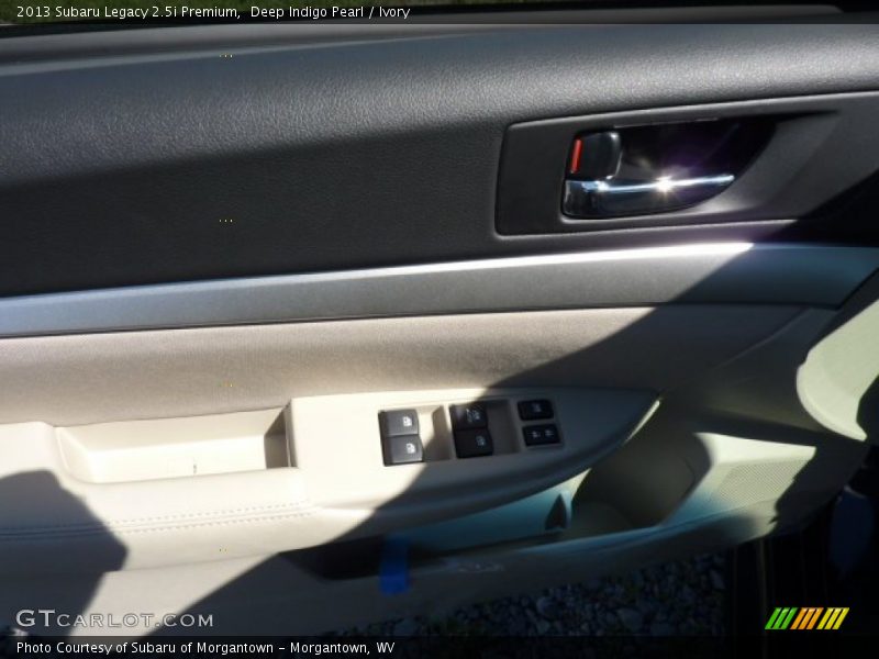 Deep Indigo Pearl / Ivory 2013 Subaru Legacy 2.5i Premium