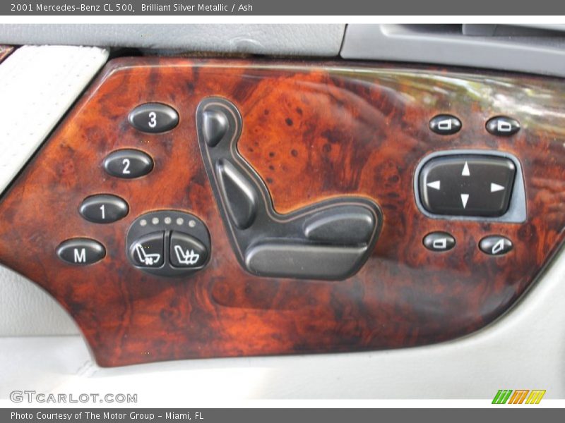 Controls of 2001 CL 500