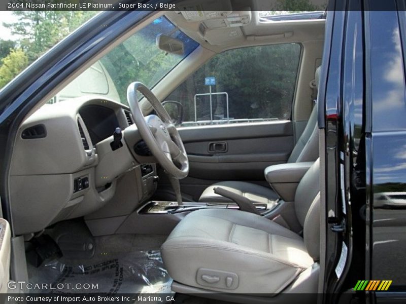 Super Black / Beige 2004 Nissan Pathfinder LE Platinum