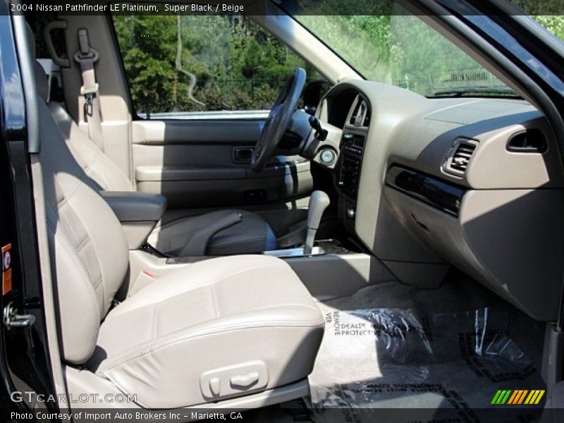 Super Black / Beige 2004 Nissan Pathfinder LE Platinum